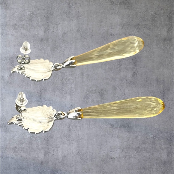 Long silver plated citrine color dangling earrings leaf design - Picture 5 of 7